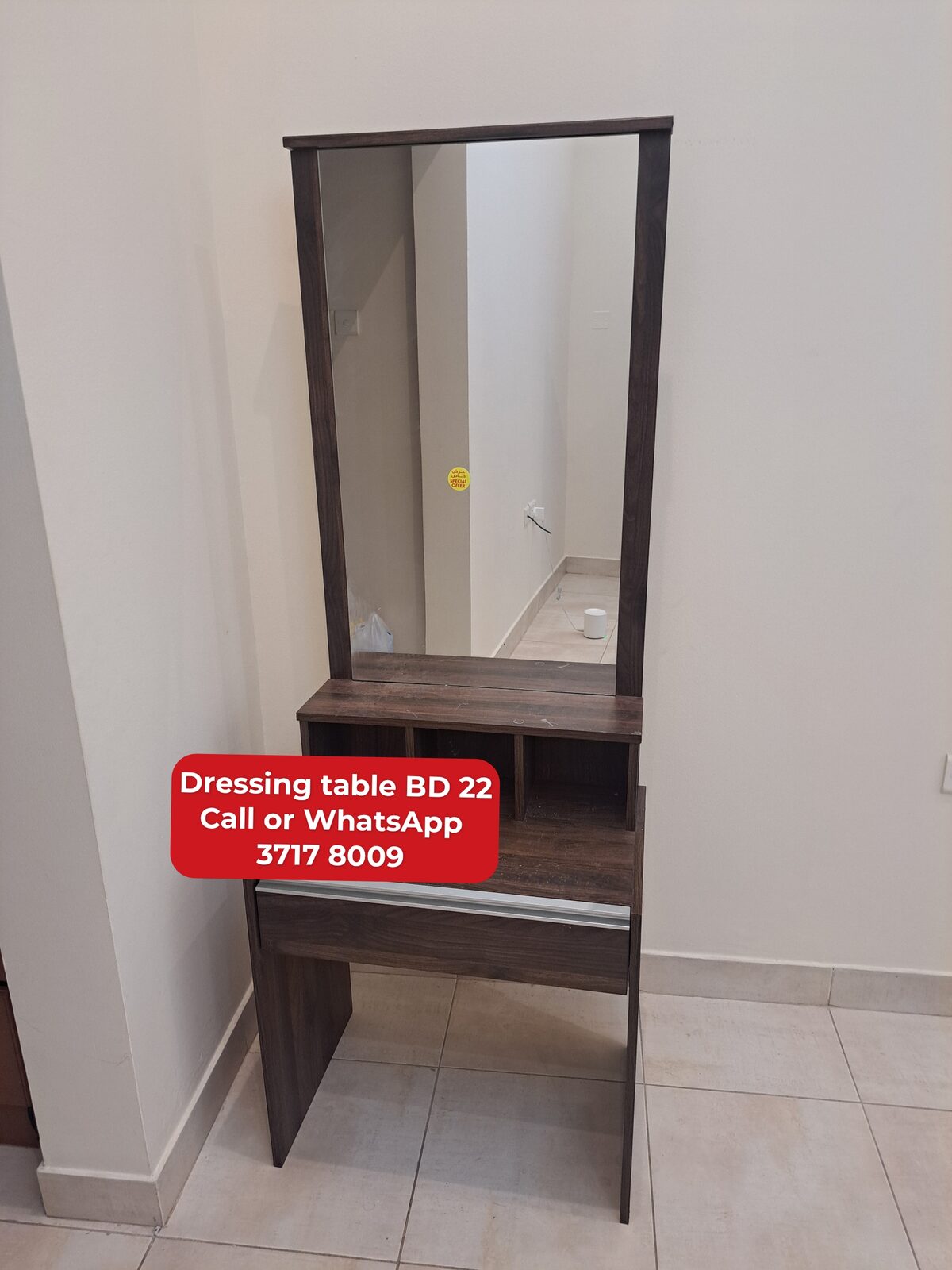 Manama, Furniture, BHD 22,  🌍🌎Dressing Table In Good Condition For Sale With Delivery