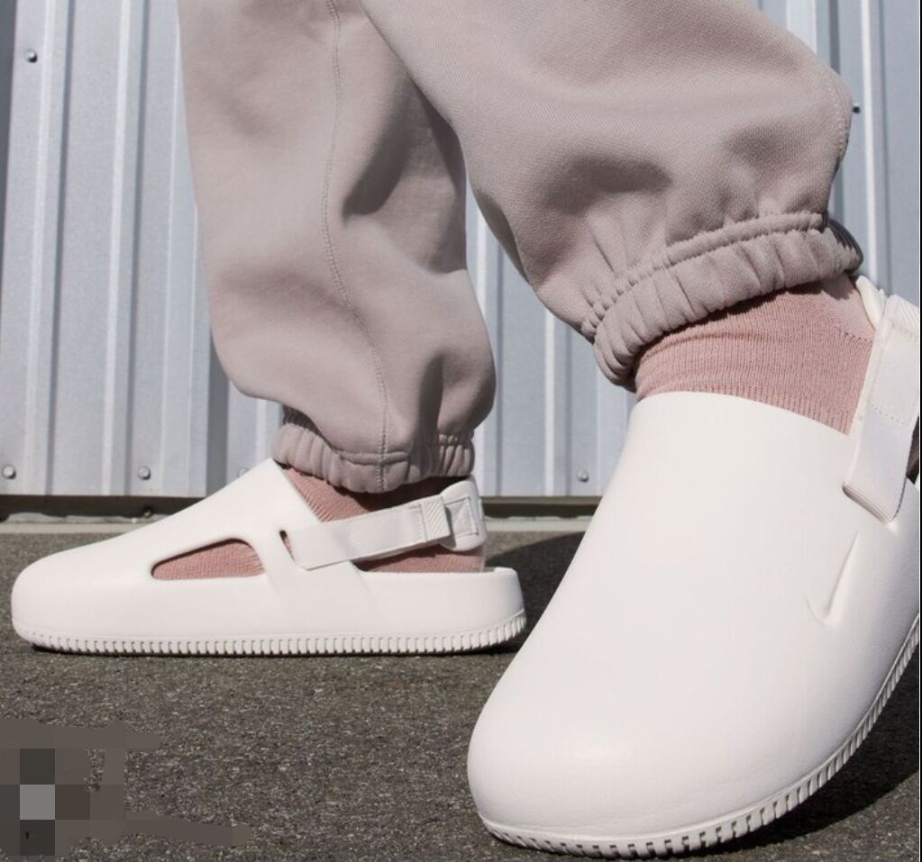 Jeddah, Clothing & Accessories, SAR 300,  Nike Calm Mule Unisex / Casual / Medical / Nurses/ Chefs/ Bikers