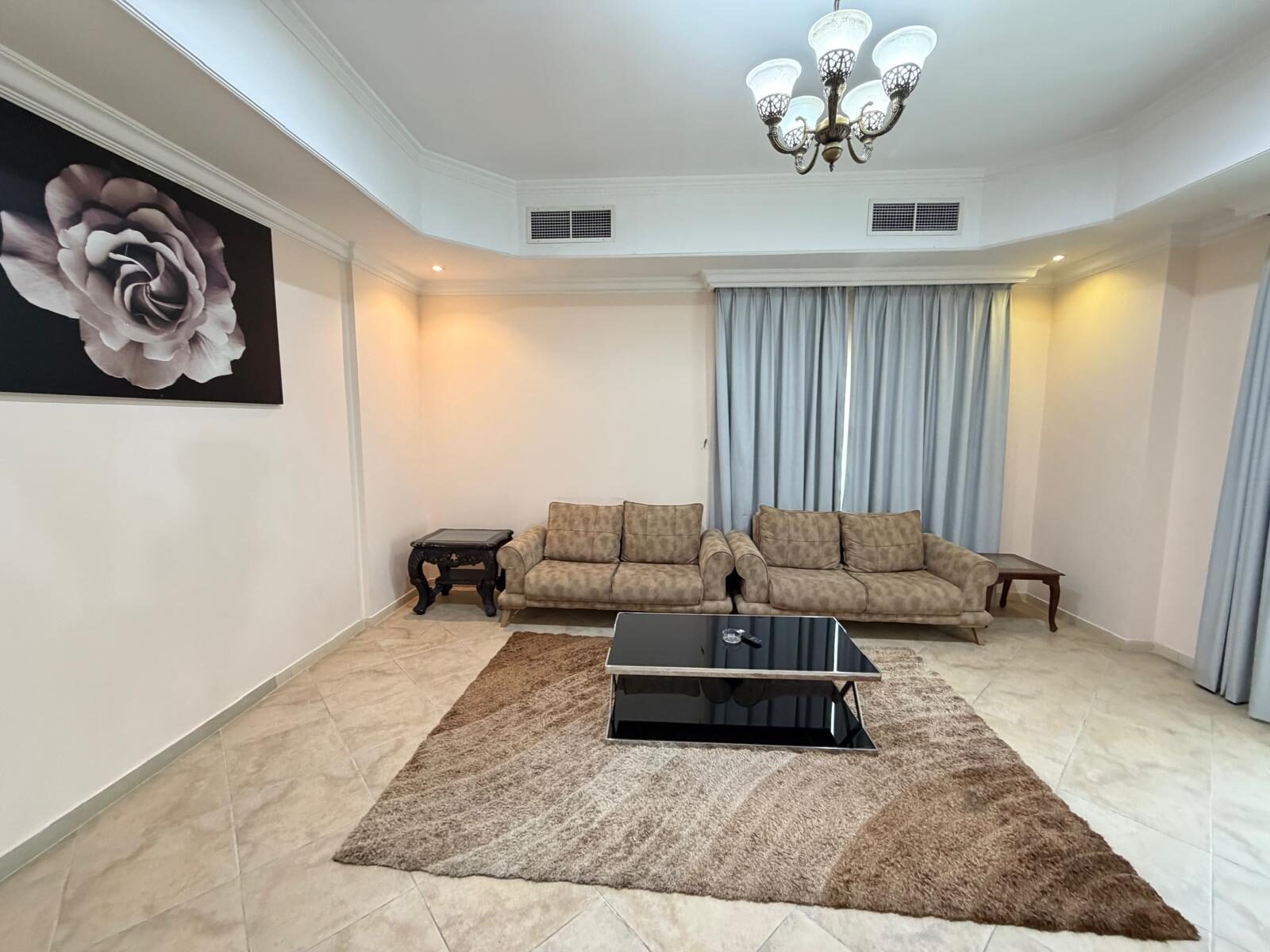 Juffair, Apartments, Flats, Houses & Villas, BHD 300/month,  Furnished,  1 BR,  Bright | Closed Kitchen | Spacious | Best Price | Juffair