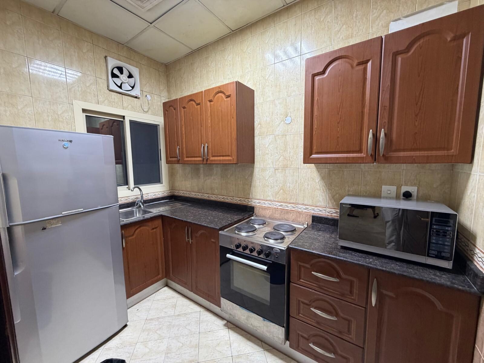 Juffair, Apartments, Flats, Houses & Villas, BHD 300/month,  Furnished,  1 BR,  Bright | Closed Kitchen | Spacious | Best Price | Juffair