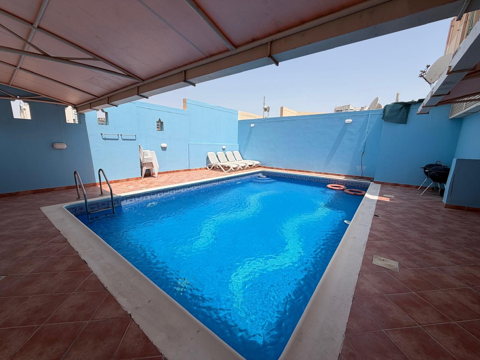 Juffair, Apartments, Flats, Houses & Villas, BHD 300/month,  Furnished,  1 BR,  Bright | Closed Kitchen | Spacious | Best Price | Juffair