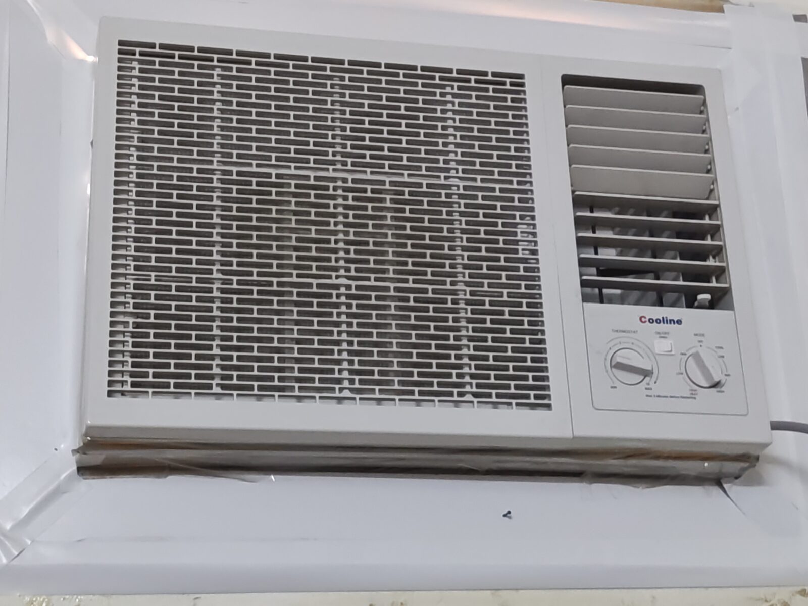 Riyadh, Air Conditioners, SAR 1700,  Zamil New Hot & Cold Condition 2 AC