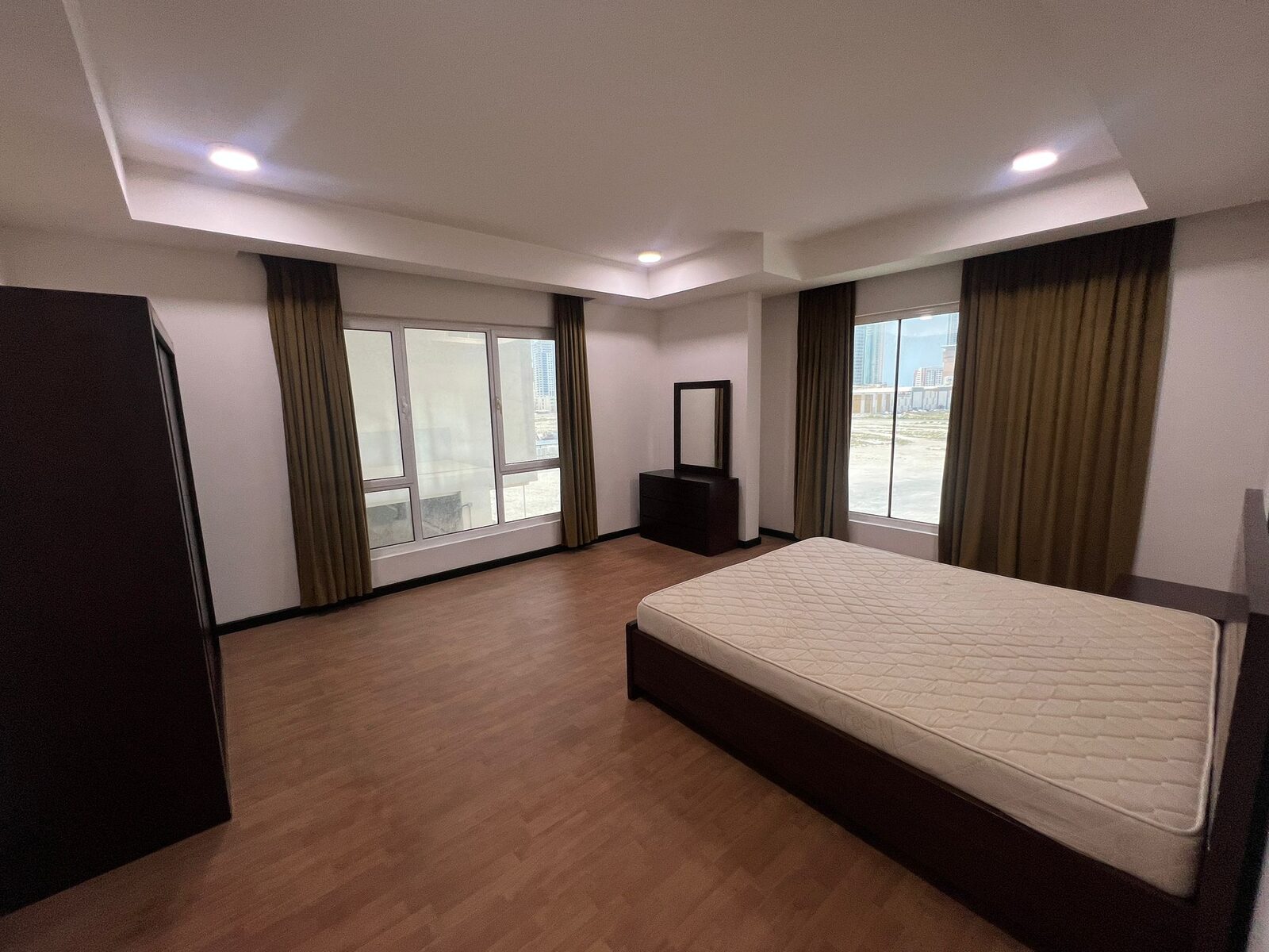 Burhama, Apartments, Flats, Houses & Villas, BHD 300/month,  Furnished,  2 BR,  Spacious Apartment For Rent In Burhama