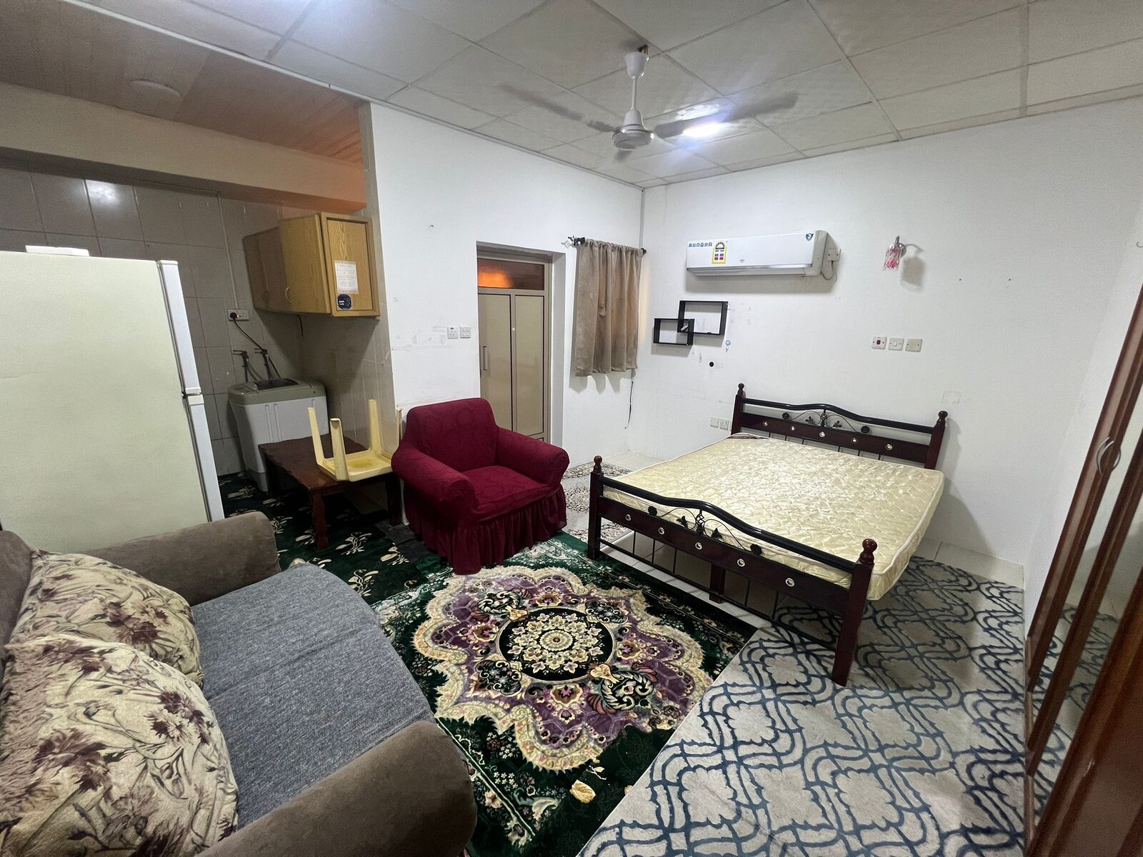 Manama, Apartments, Flats, Houses & Villas, BHD 150/month,  Furnished,  Studio,  Affordable  Flat For Rent In Sahala Near Khamis