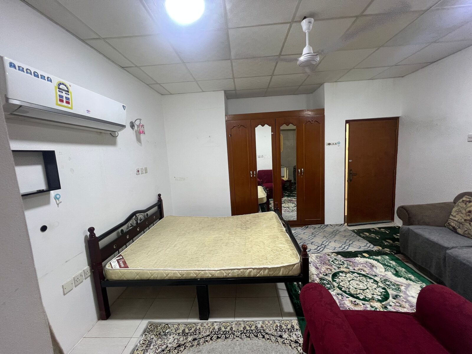Manama, Apartments, Flats, Houses & Villas, BHD 150/month,  Furnished,  Studio,  Affordable  Flat For Rent In Sahala Near Khamis