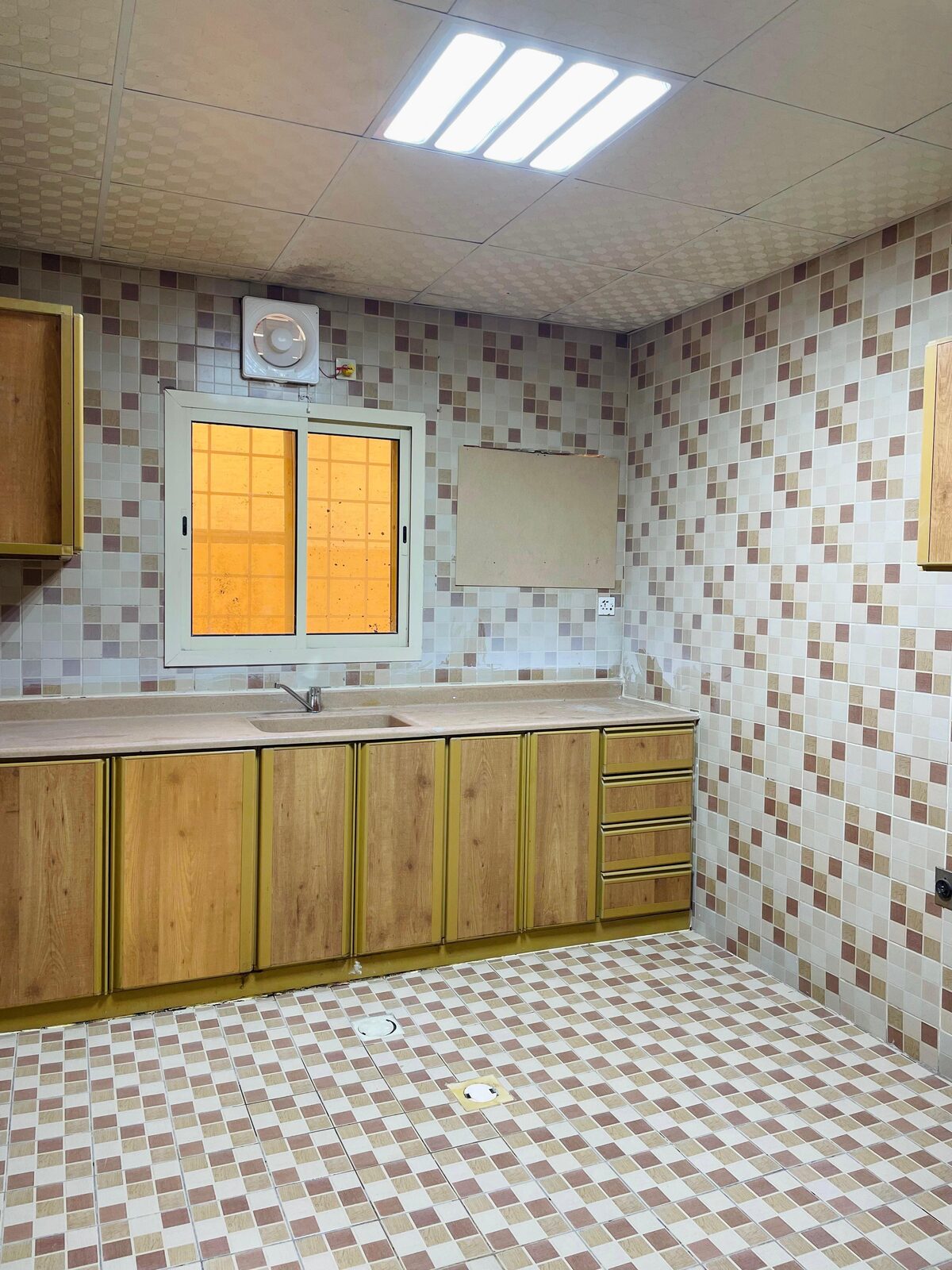 Jubail, Apartments, Flats, Houses & Villas, 2 BR,  2BHK UNFURNISHED APARTMENT AVAILABLE FOR RENT