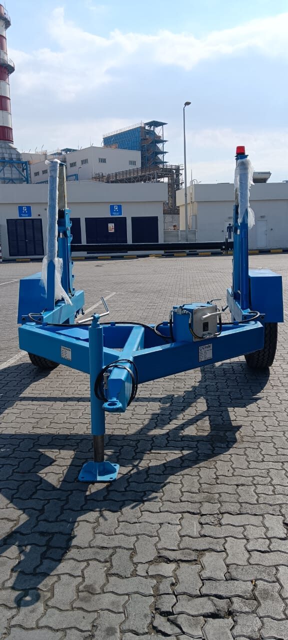 Riyadh, Industrial Machinery, Cable Laying Equipment & Installation Tools. Cable Cutting & Crimping Tool, Marking Machin