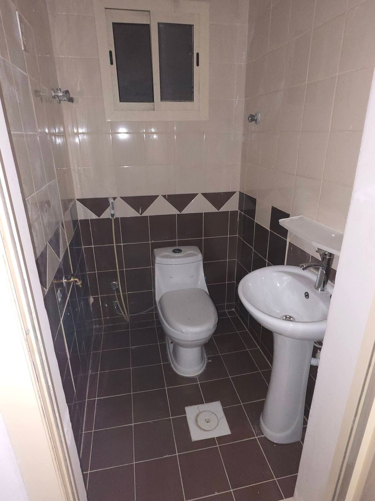 Khobar, Apartments, Flats, Houses & Villas, 1 BR,  1 BR Family Apartment For Rent In Al Khobar &ndash; 13,500 SAR/Year