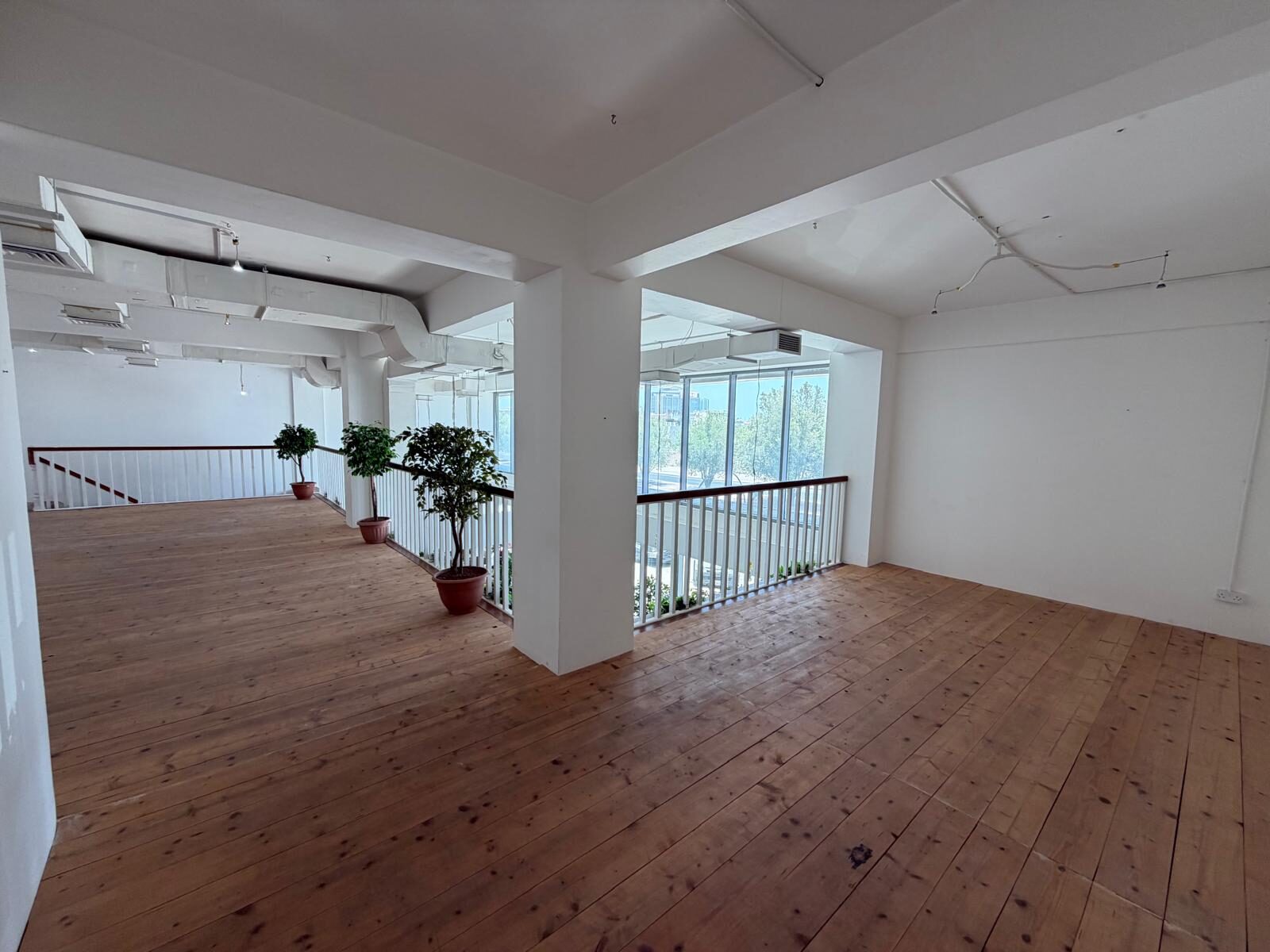 Adliya, Apartments, Flats, Houses & Villas, BHD 1200/month,  Showroom For Rent In Adliya