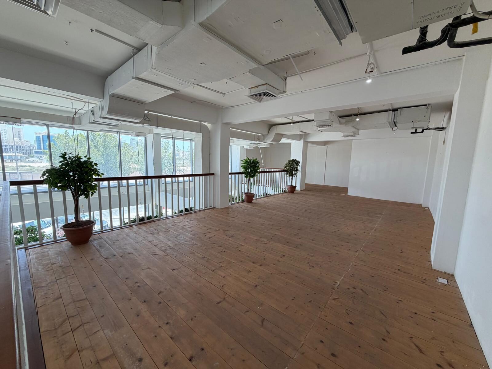 Adliya, Apartments, Flats, Houses & Villas, BHD 1200/month,  Showroom For Rent In Adliya