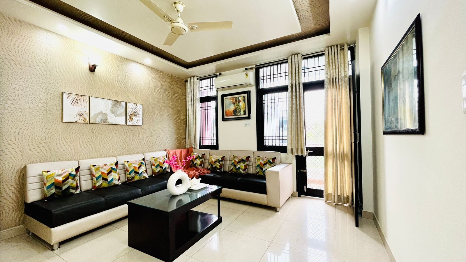 Jaipur, Apartments, Flats, Houses & Villas, INR 9000/day,  Furnished,  3 BR,  2200 Sq. Meter,  Three Bedroom Apartments Jaipur