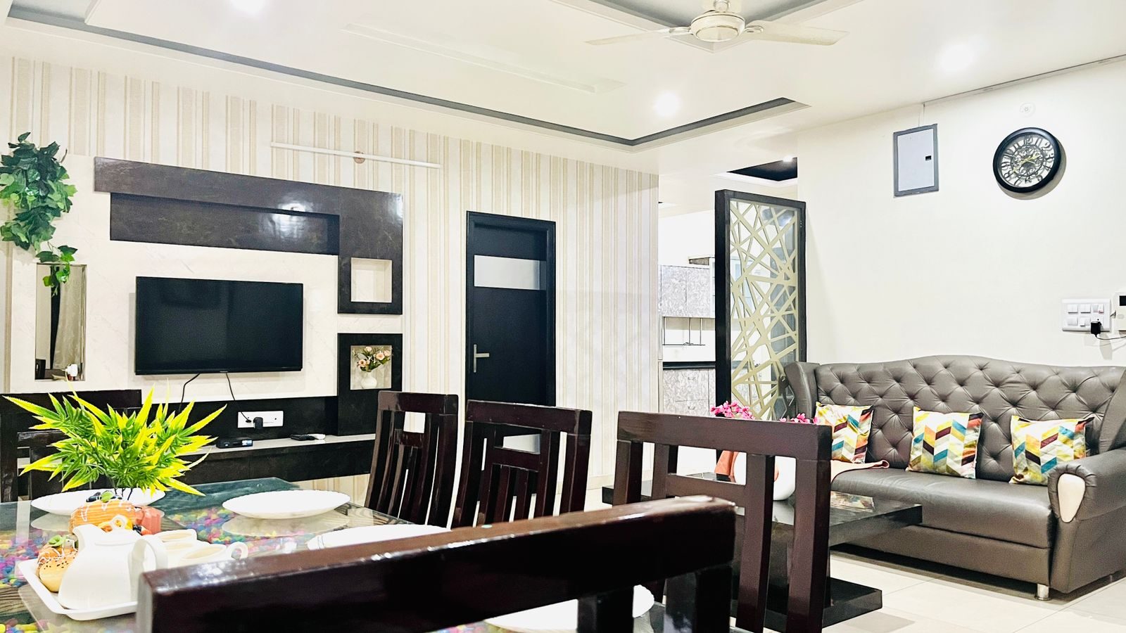 Jaipur, Apartments, Flats, Houses & Villas, INR 9000/day,  Furnished,  3 BR,  2200 Sq. Meter,  Three Bedroom Apartments Jaipur