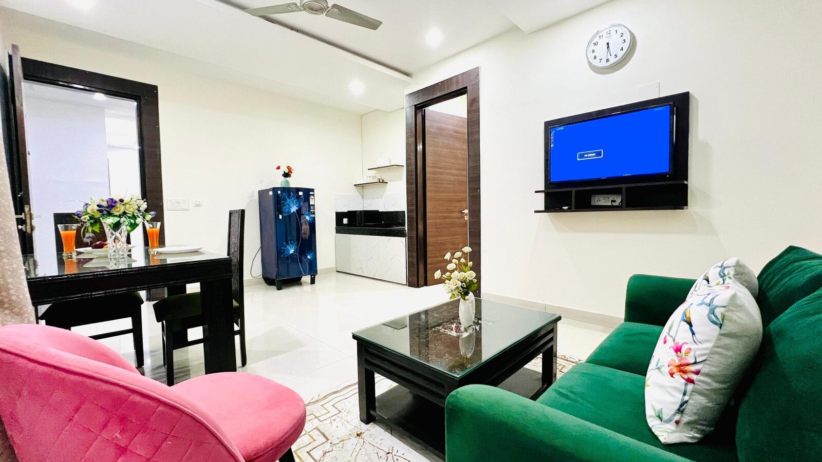 Gurugram, Apartments, Flats, Houses & Villas, INR 4000/day,  Furnished,  1 BR,  550 Sq. Meter,  Bluo Stay One Bedroom Apartment