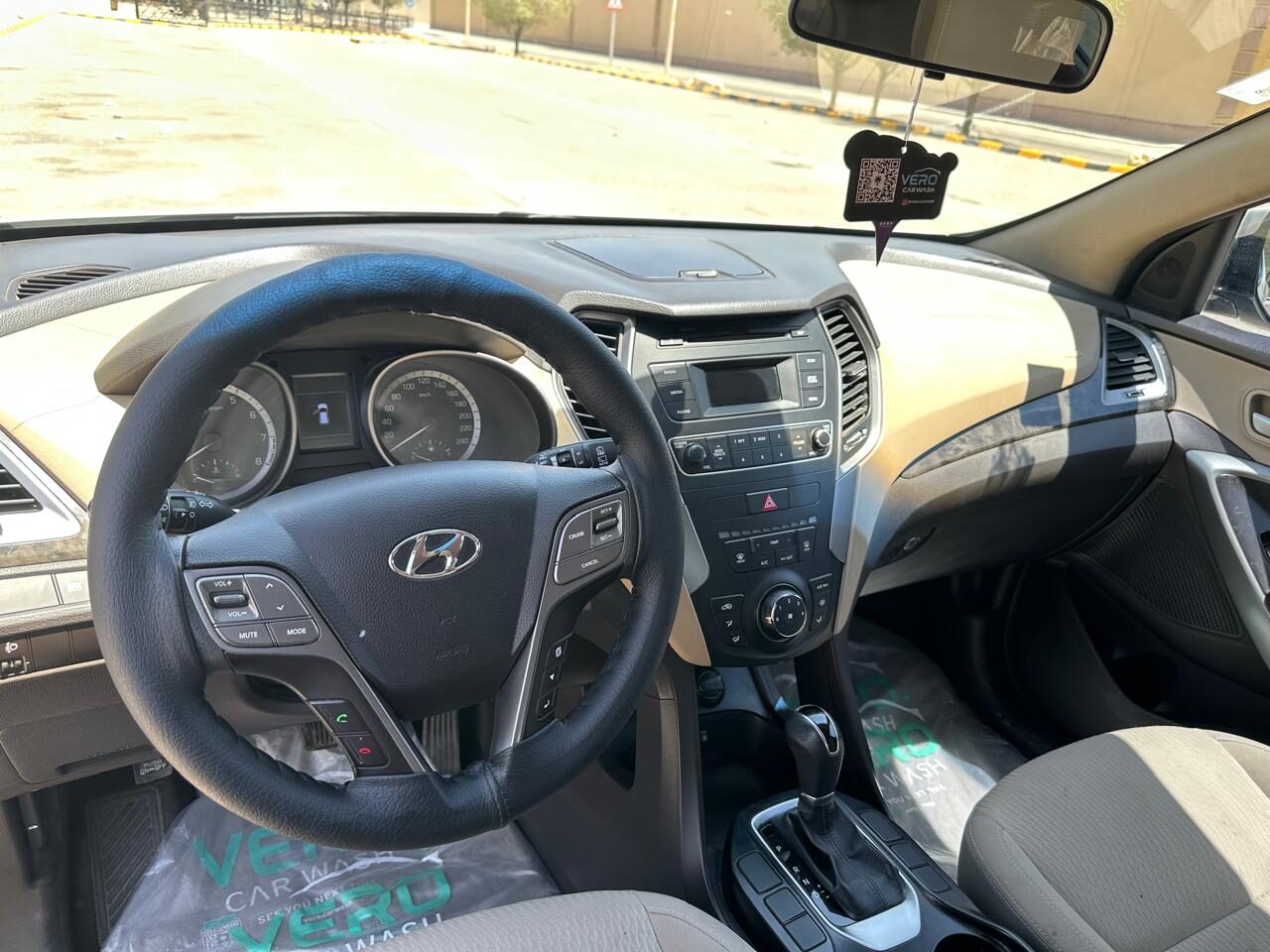 Riyadh, Vehicles, Cars & Trucks , SAR 36000,  Hyundai Santa Fe,  2016,  Automatic,  172000 KM,    Family SUV - 2.4L - 172,000 KM