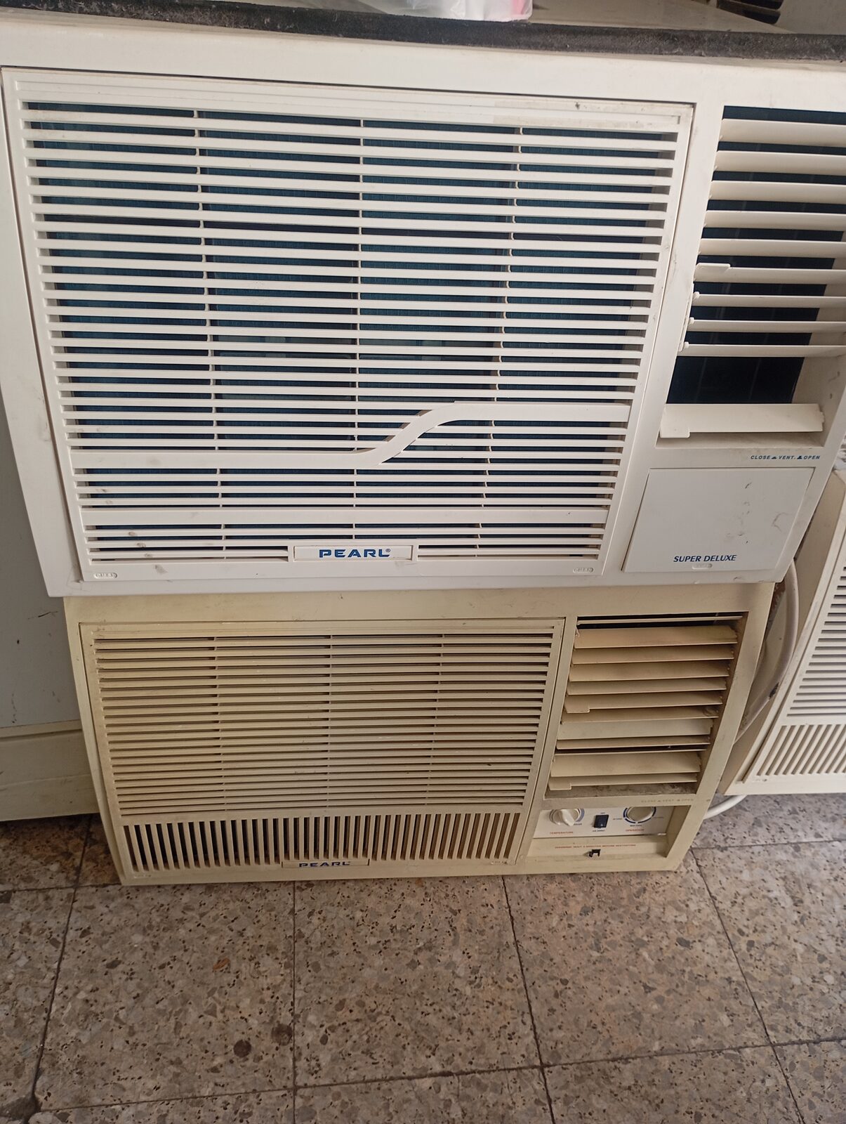 Gudaibiya, Air Conditioners, BHD 60,  Windows Ac Available With Fixing Call 39054927