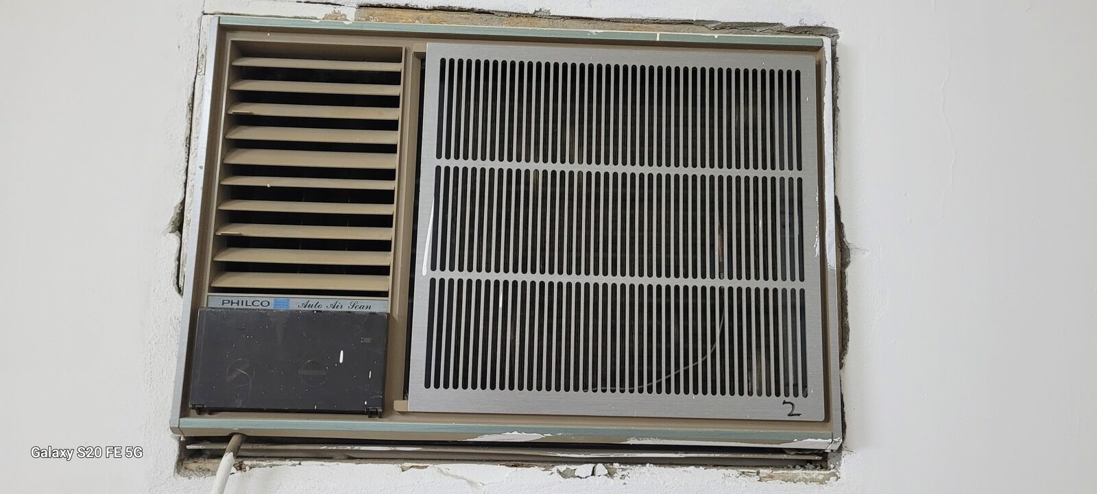 Riyadh, Air Conditioners, SAR 1,  2 AC ( Split & Widow ) And Kitchen Cabinets