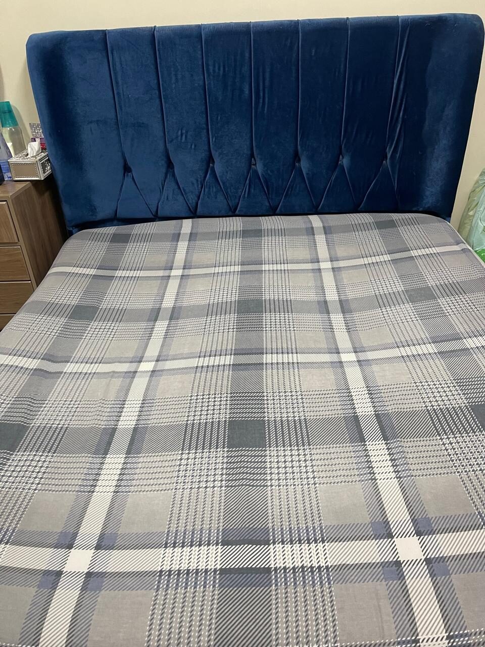 Jubail, Appliances, SAR 600,  Strong Bed With Clean Mattress And Dressing Table With Mirror
