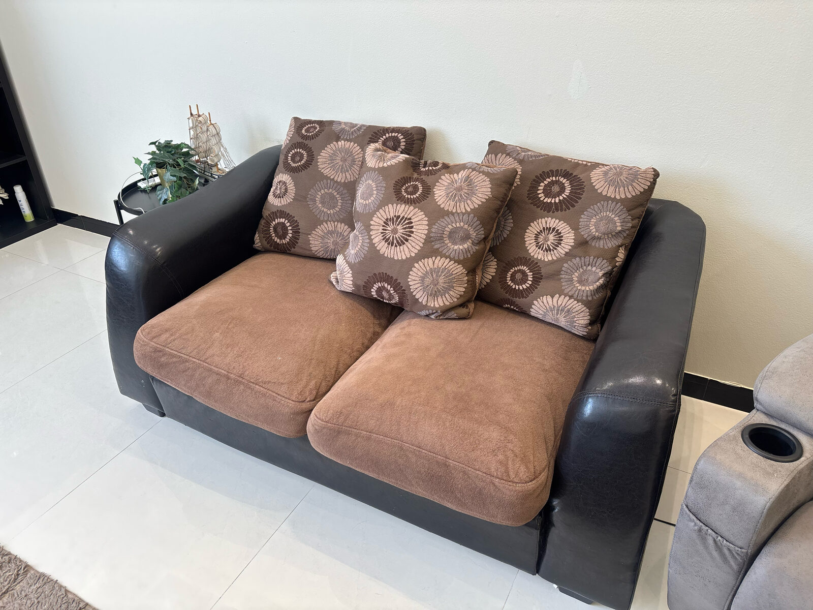 Olaya, Furniture, SAR 780,  7 Seater PAN Homes Sofa For Sale.