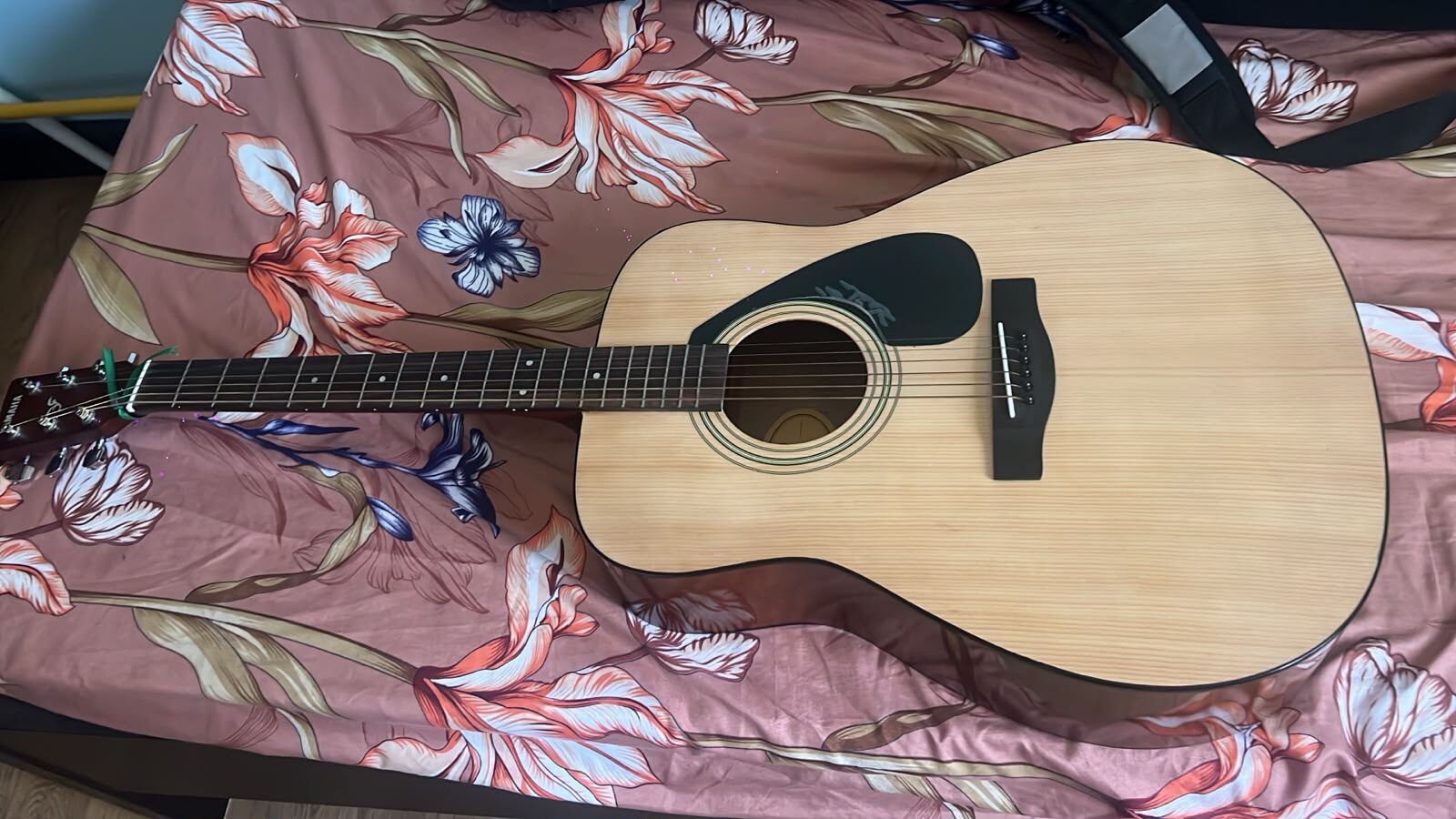 Gudaibiya, Musical Instruments, BHD 55,  Yamaha F310 Acoustic Guitar For Sale