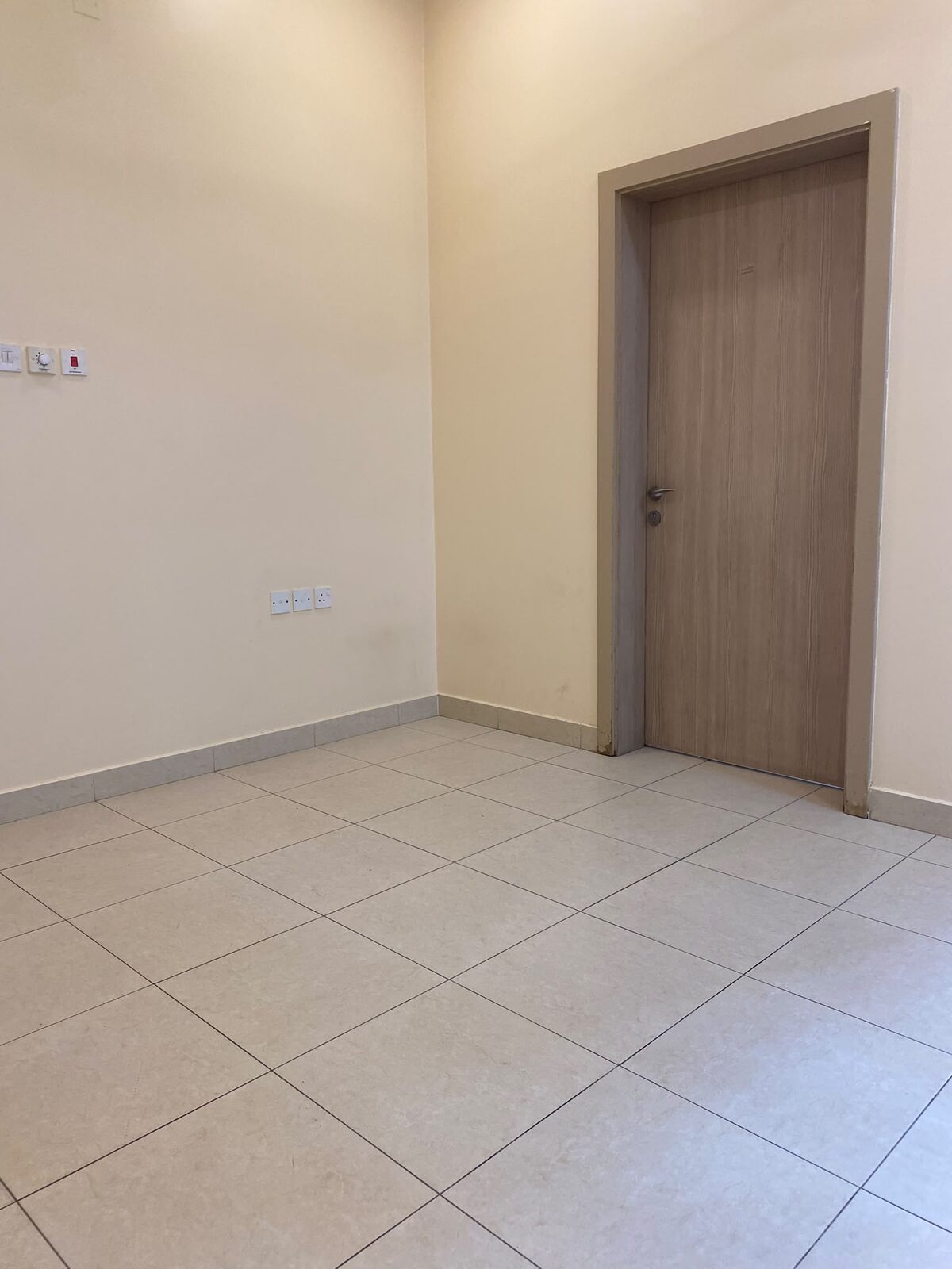 Busaiteen, Apartments, Flats, Houses & Villas, BHD 230/month,  2 BR,  Semi Furnished Flat For Rent In Busaiteen | 230 BHD Inclusive Ewa