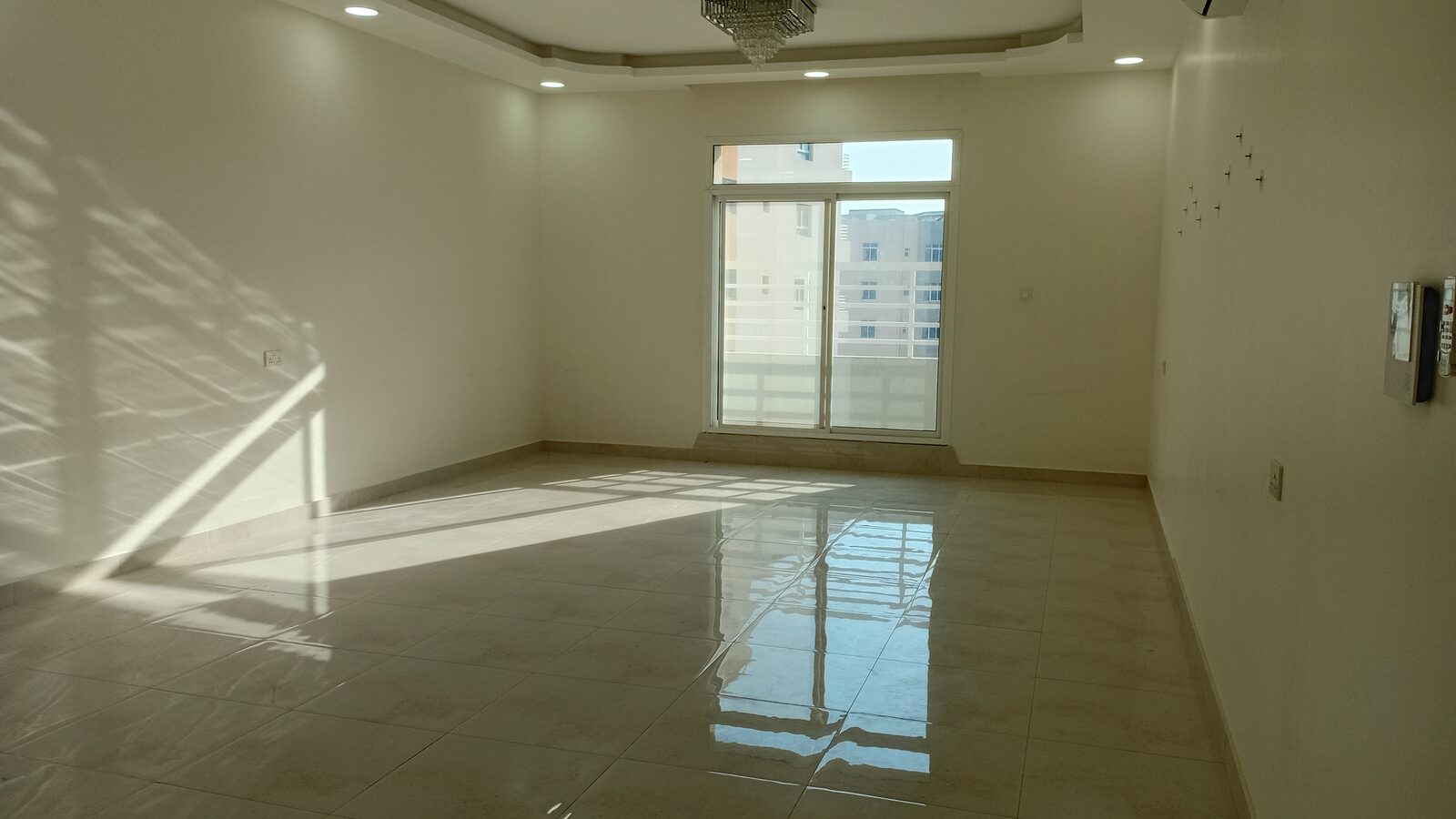 Hidd, Real Estate, 5 Bedroom Flat For Rent In Hidd