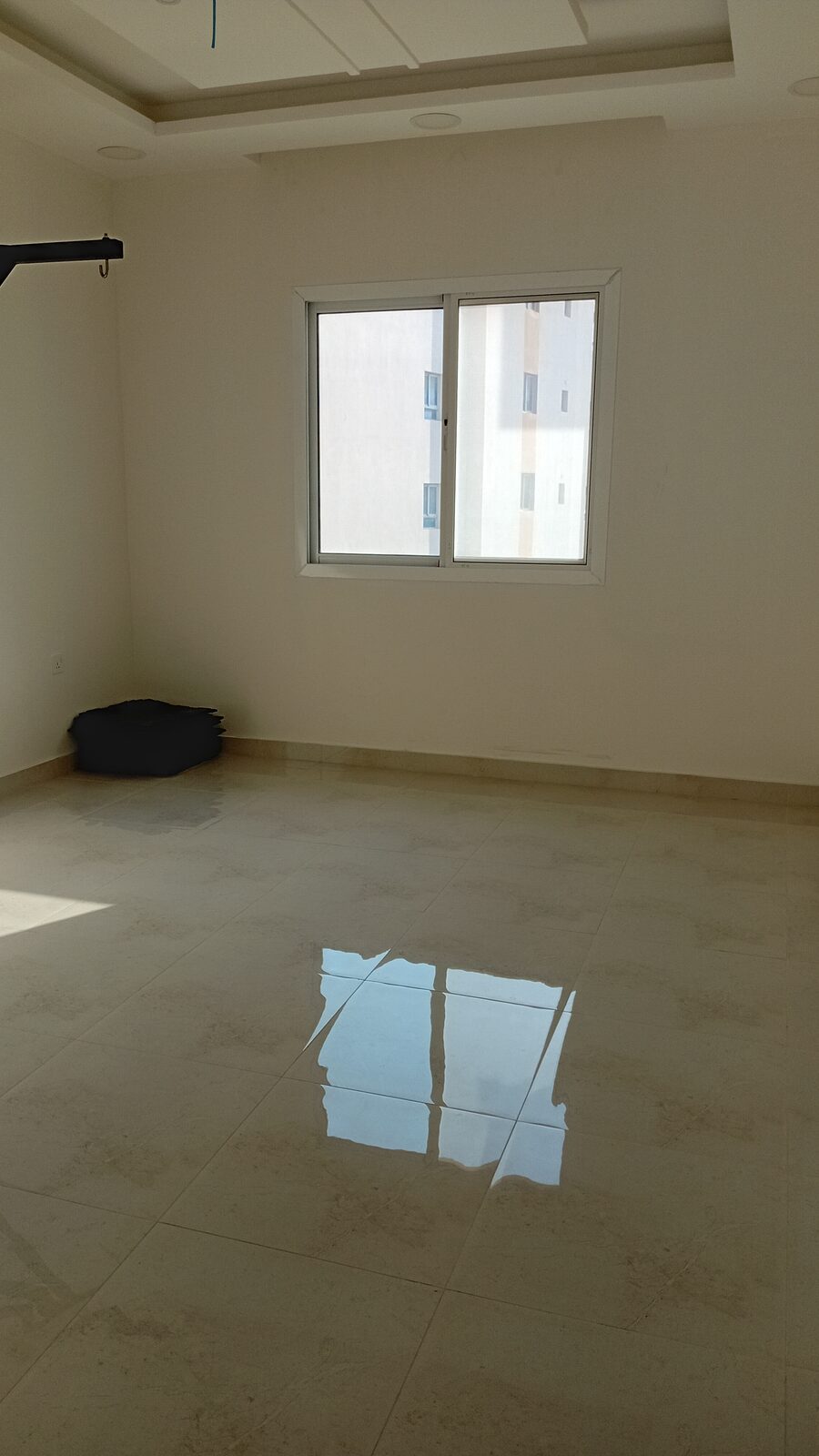 Hidd, Real Estate, 5 Bedroom Flat For Rent In Hidd