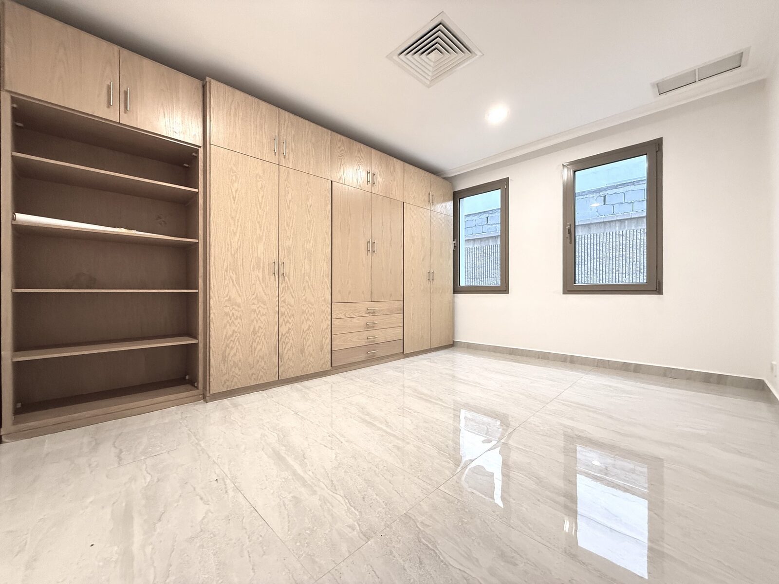 Salwa, Apartments, Flats, Houses & Villas, KWD 850/month,  Salwa - Big 3 Bedrooms Apartment With 2 Balconies