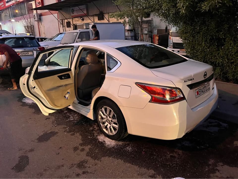 Juffair, Vehicles, Cars & Trucks , BHD 2600,  Nissan Altima,  2014,  Automatic,  139000 KM,   , 139000Km 2.5Ltr Engine, Insurance: Jul 2026, 2600BHD (Negotiable)