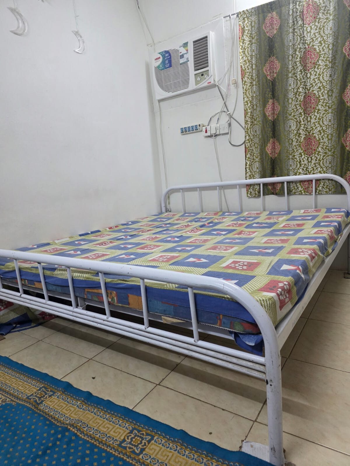 Riyadh, Furniture, SAR 175,  Double Bed(190 &times; 180 Cm), Single Bed(190 &times; 90 Cm)