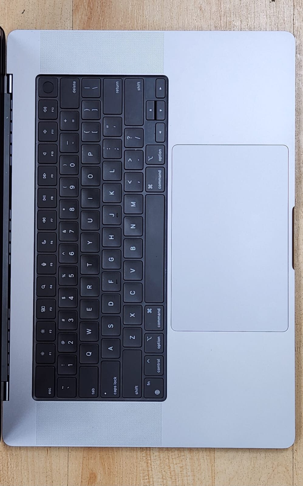 Riyadh, Computers, SAR 6799,  MacBook Pro M1 Max 16" 2021 RAM:32GB SSD:1TB GPU:32Core  BC:98(94%)