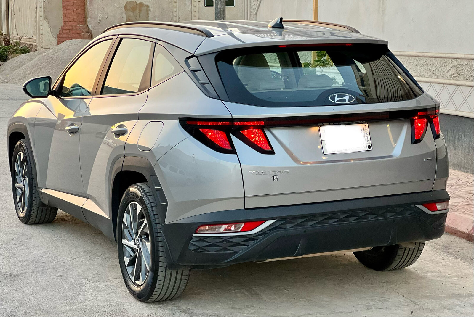 Riyadh, Vehicles, Cars & Trucks , SAR 79500,  Hyundai Tucson,  2024,  Automatic,  82638 KM,   Smart   2.0 L 4x4 All Original Condition