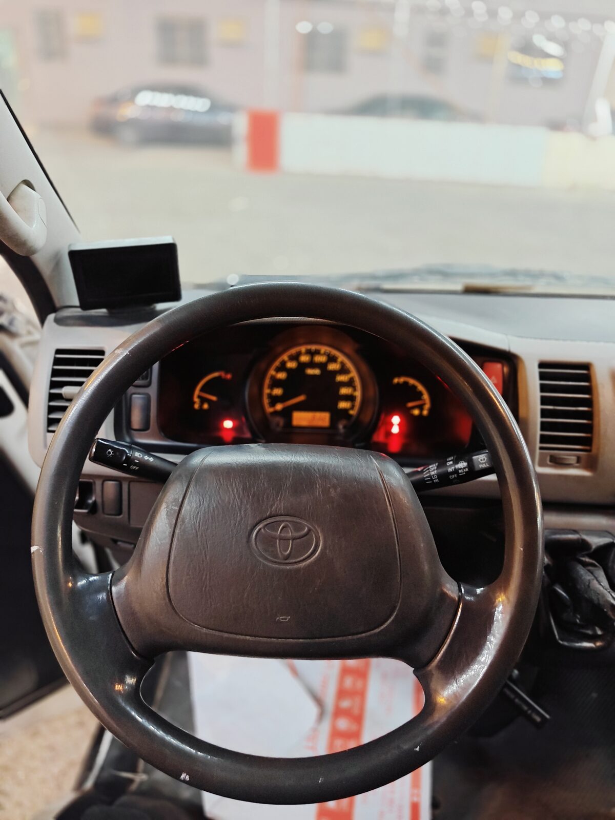 Riffa, Vehicles, Cars & Trucks , BHD 3700,  Toyota Hi-Ace,  2013,  Manual,  180000 KM,  Toyota Hiace High Roof  Model Well Maintained Excellent Condition Spacious Cargo Van