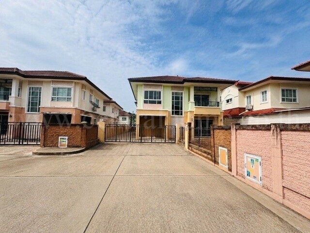 Bangkok, Real Estate For Sale, THB 5250000,  3 BR,  60 Sq. Feet,  Single House, The Plant, Don Mueang, Soi Vibhavadi 41, Corner House, Good Location, Cheap