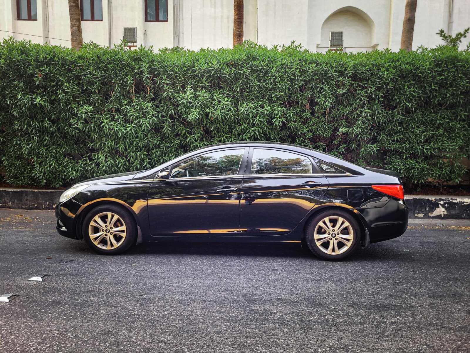Manama, Vehicles, Cars & Trucks , BHD 1,  Hyundai Sonata,  2013,  Automatic,  162000 KM,  BLACK COLOR WELL MAINTAINED