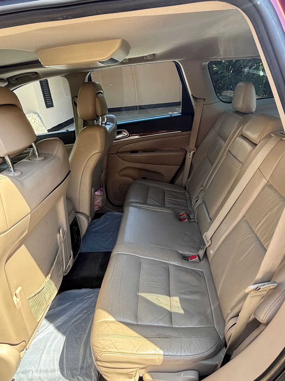 Manama, Vehicles, Cars & Trucks , BHD 2,  Jeep Grand Cherokee Limited,  2013,  Manual,  183000 KM,  المقابة ، شارع البديع