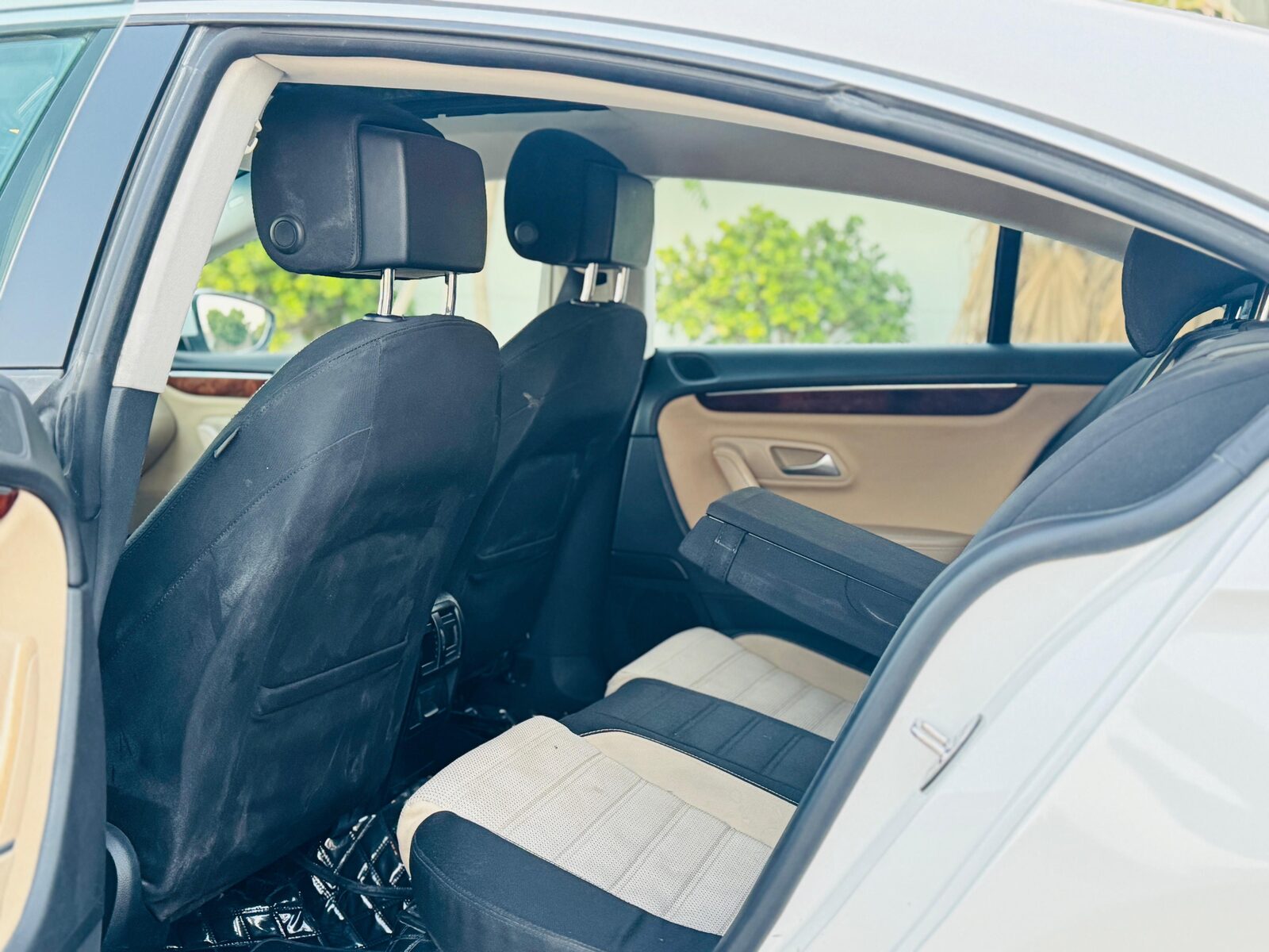Manama, Vehicles, Cars & Trucks , BHD 1950,  Volkswagen CC,  2012,  219000 KM,  Passat Cc - Panorama