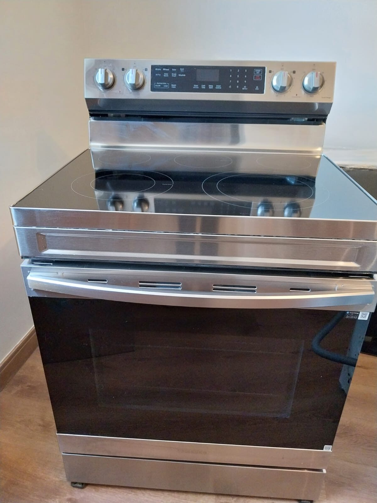Riyadh Province, Appliances, SAR 2500,  Electric Oven