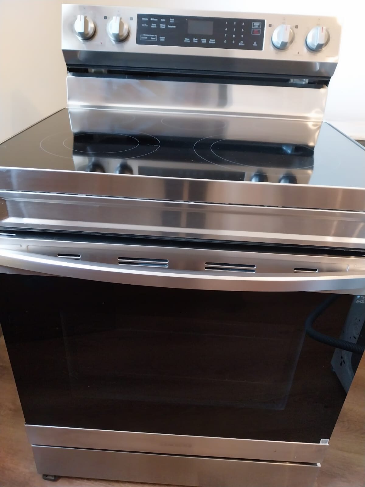 Riyadh Province, Appliances, SAR 2500,  Electric Oven