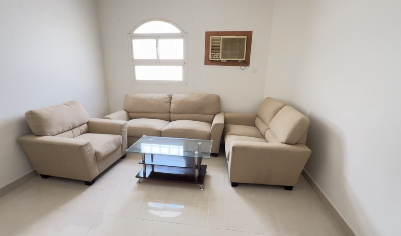 Ghirnatah, Furniture, SAR 900,  Used Living Room Set For Sale &ndash; Good Condition