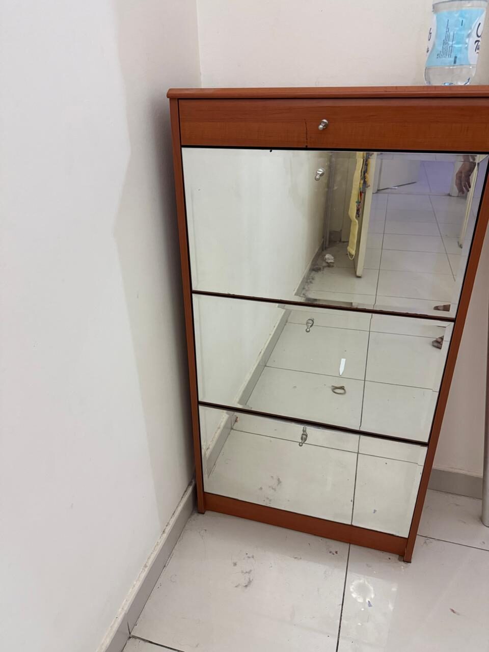 Riyadh, Furniture, SAR 500,  11 Good Condition Furniture Items At Cheap Price Of 500 SAR Only