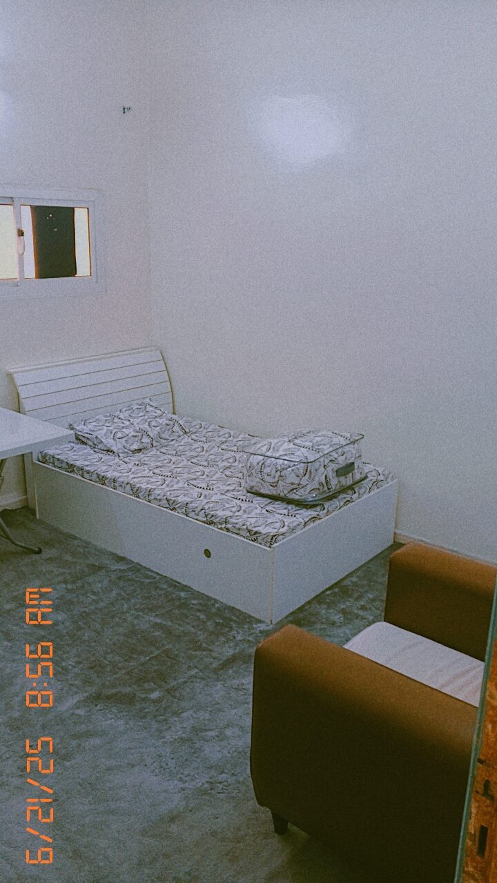 Yanbu, Apartments, Flats, Houses & Villas, SAR 900/month,  1 BR,  Furnished Room For Rent &ndash; Bachelor Only (Yanbu)
