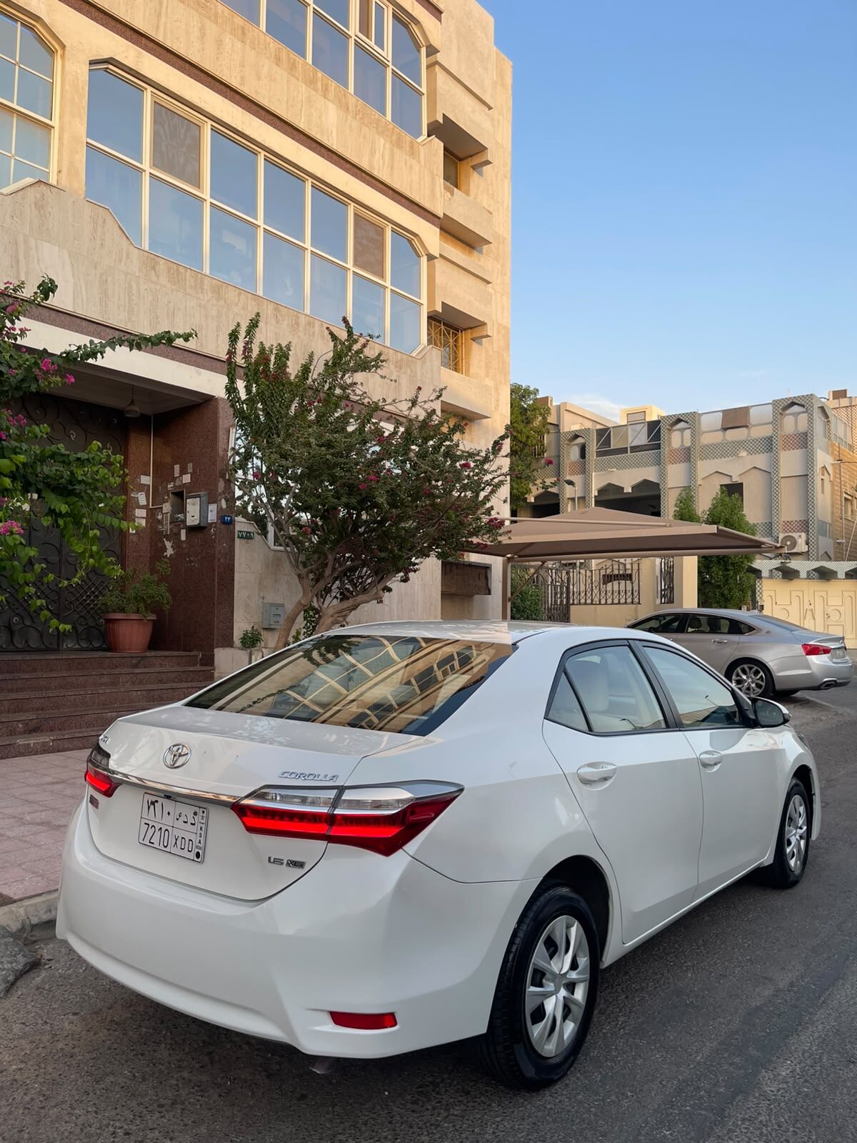Jeddah, Vehicles, Cars & Trucks , SAR 37500,  Toyota Corolla,  2017,  Automatic,  130000 KM,   Model  130km