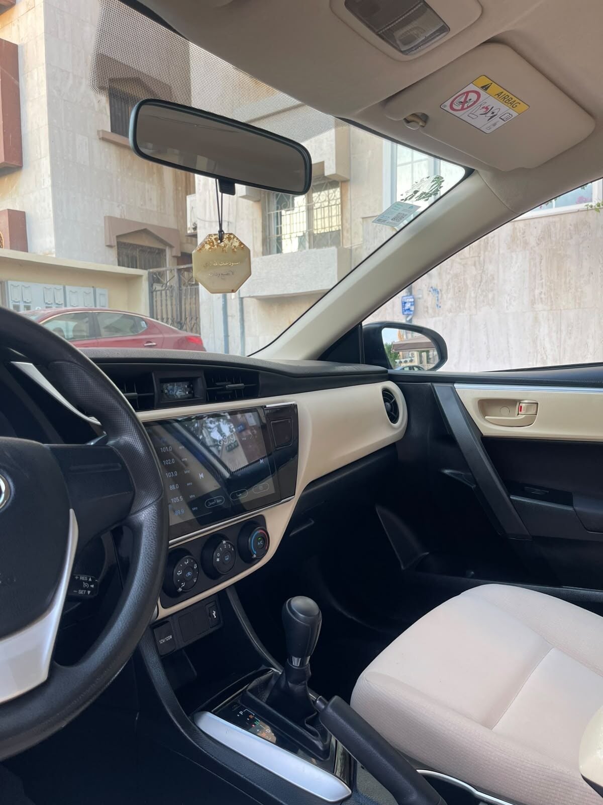 Jeddah, Vehicles, Cars & Trucks , SAR 37500,  Toyota Corolla,  2017,  Automatic,  130000 KM,   Model  130km