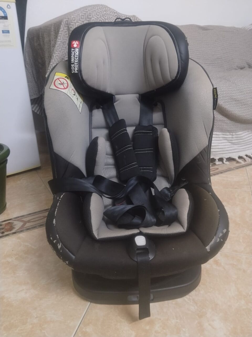 Riyadh, Baby & Kid Stuff, SAR 150,  Car Baby Seat Giggles And Juniors Jamie 3-in-1 Baby Seat For Urgent Sale