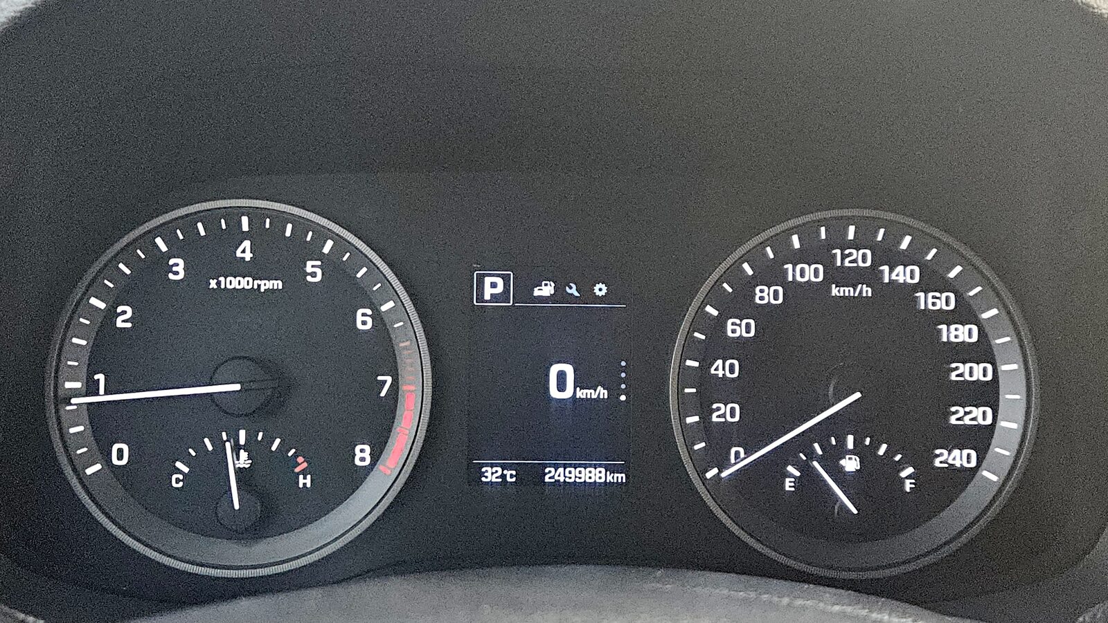 Yanbu, Vehicles, Cars & Trucks , SAR 44000,  Hyundai Tucson,  2026,  Automatic,  250000 KM,   2016, First Owner, 2.0L, Panoramic Roof, Full Maintenance History