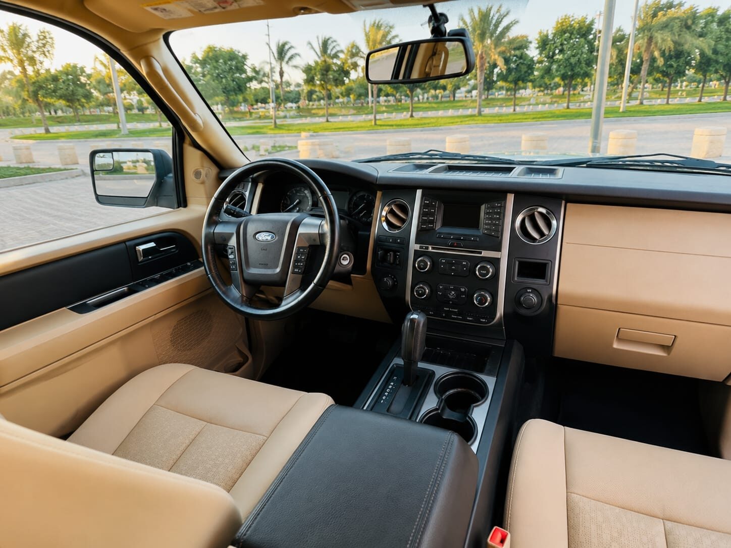 Riyadh, Vehicles, Cars & Trucks , SAR 80000,  Ford Expedition,  2016,  Automatic,  64888 KM,  Car For Sale