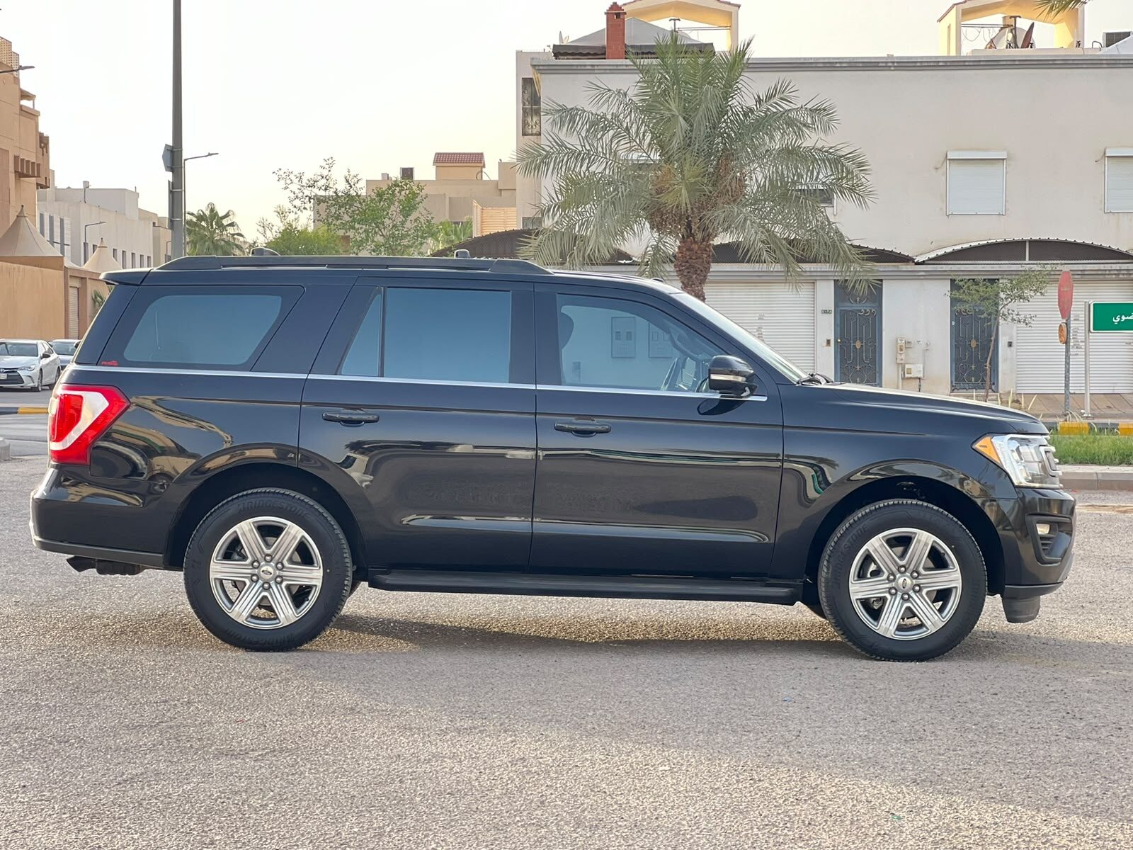 Riyadh, Vehicles, Cars & Trucks , SAR 110000,  Ford Expedition,  2019,  Automatic,  113493 KM,  Car For Sale