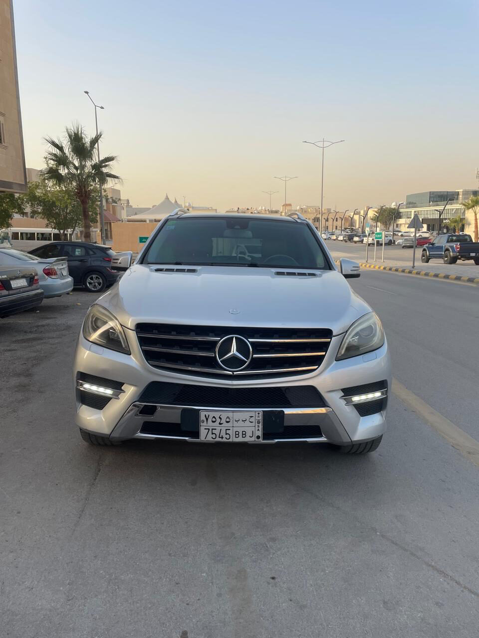 Riyadh, Automotive, Marcedes ML350 2013 Full Option
