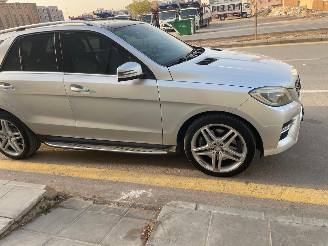 Riyadh, Automotive, Marcedes ML350 2013 Full Option