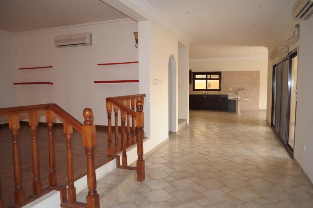 Saar, Villas, BHD 850,  Semi Furnished 4 Bedroom Luxury Villa In Saraya 1 In Excellent Location With Swimming Pool